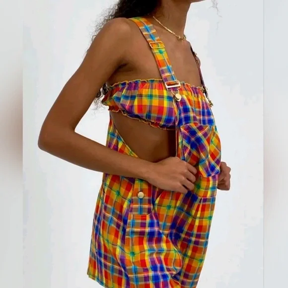 {WeWoreWhat} Brand New Basic Short Overalls in Rainbow Plaid - Picture 3 of 4